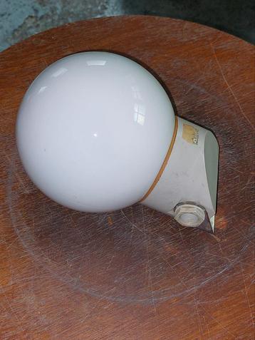 BUITENVERLICHTING OP OPRITTEN OF VOOR TERRAS  beschikbaar voor biedingen