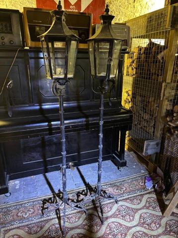 lantaarns op voet (2 stuks) beschikbaar voor biedingen