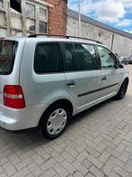 Vonswagen touran autmaat  benzien , gekuerd,2003  150000 km, Auto's, Automaat, Particulier, Euro 4, Touran
