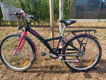 Btwin meisjesfiets beschikbaar voor biedingen