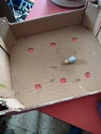 Lampe de stand et support de lampe de position Peugeot 405, Enlèvement ou Envoi, Peugeot