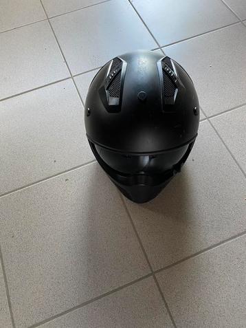 Brommer helm disponible aux enchères