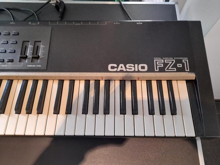 Casio FZ-1, Muziek en Instrumenten, Keyboards, Gebruikt, Casio, Aanslaggevoelig, Midi-aansluiting, Ophalen