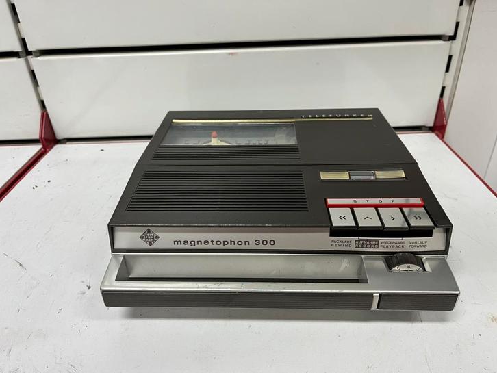 Magnétophone à bandes Vintage Telefunken Magnetophon 300 60s, TV, Hi-fi & Vidéo, Enregistreurs audio, Magnétophone, Enlèvement