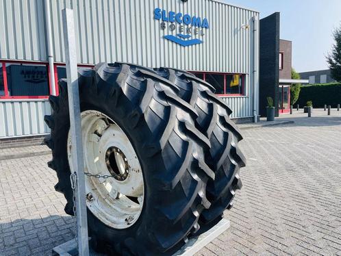 Pirelli 520/70R38 Set wielen met Banden 0, Auto-onderdelen, Banden en Velgen, Gebruikt