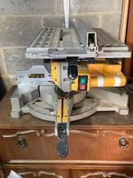 Scie à onglets avec table supérieure dewalt, Enlèvement, Utilisé