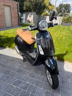 Vespa Primavera 50, Fietsen en Brommers, Scooters | Vespa, Ophalen, Overige modellen, Klasse A (25 km/u), Zo goed als nieuw