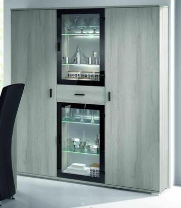 Belfurn Michael vitrinekast LED – zo goed als nieuw beschikbaar voor biedingen
