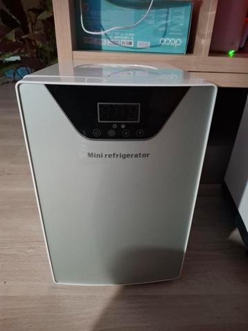 Mini koelkast (digitaal display), Enlèvement, Comme neuf