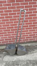 Dubbele inox drinkbak met nippel, Dieren en Toebehoren, Schapen, Geiten en Varkens, Meerdere dieren, Geit, 6 jaar of ouder