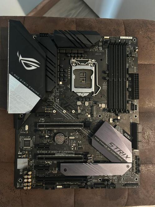 Asus strix z390f gaming motherboard and a b360m aorus pro, Computers en Software, Moederborden, Gebruikt, Ophalen of Verzenden