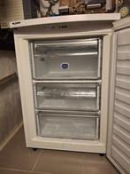 Diepvrieskat, Elektronische apparatuur, Vriezers en Diepvrieskisten, Minder dan 85 cm, Minder dan 60 cm, Zo goed als nieuw, Energieklasse A of zuiniger