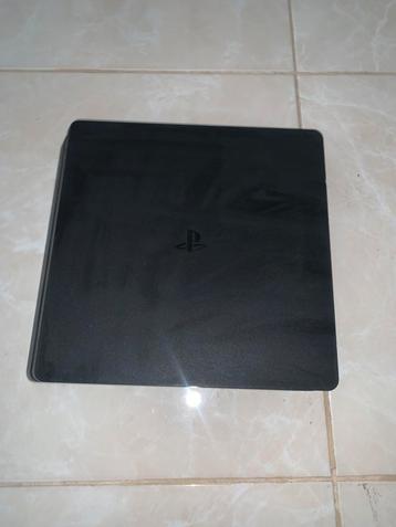 PlayStation 4, Enlèvement, Comme neuf, Avec 2 manettes, Slim