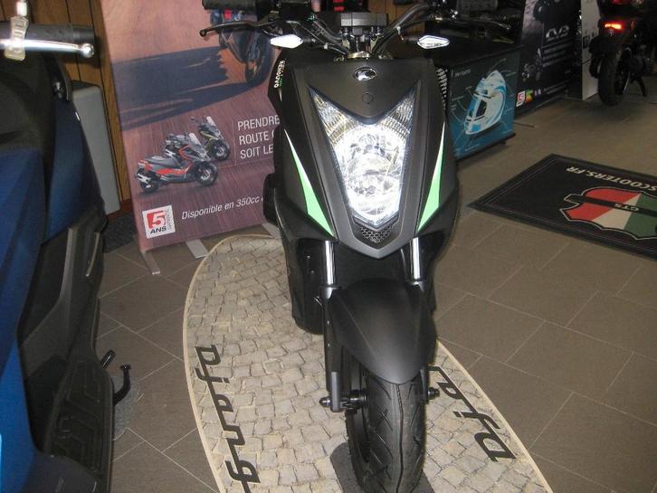 Kymco Agility Naked CLASSE A a 1.999 € en stock !!!, Vélos & Vélomoteurs, Scooters | Kymco, Neuf, Agility, Classe A (25 km/h)