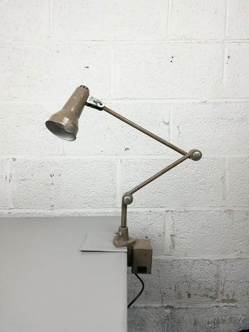 Werkplaatslamp Rinaldo Bertoni beschikbaar voor biedingen