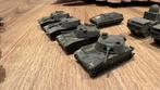 2 Loten legervoertuigen en tanks Schaal HO 1/87, Hobby en Vrije tijd, Ophalen of Verzenden, Zo goed als nieuw, Auto, AWM