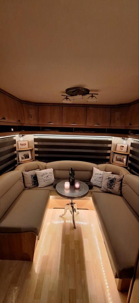 Caravan hobby 540 ula, Caravans en Kamperen, Caravans, Particulier, tot en met 6, 1250 - 1500 kg, Rondzit, Hobby, Vast bed, 5 tot 6 meter