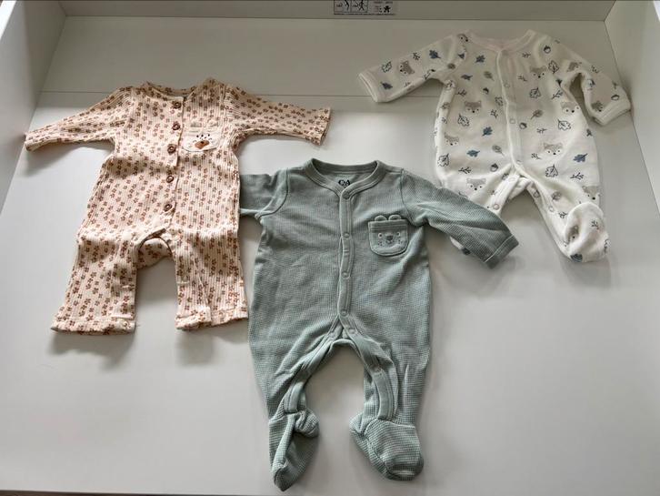Newborn pyama’s maat 50, Kinderen en Baby's, Babykleding | Maat 50, Zo goed als nieuw, Ophalen