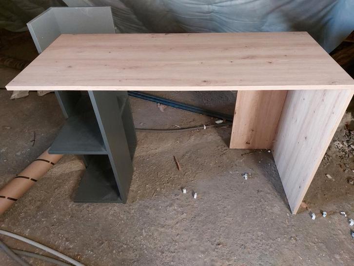 Bureau, Maison & Meubles, Bureaux, Bureau, Enlèvement