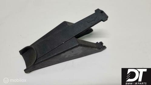 Radiateur steun BMW 3-serie E30 ('83-'92) 17111709486, Auto-onderdelen, Motor en Toebehoren, BMW, Gebruikt, Ophalen of Verzenden