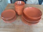 Oranje servies, Ophalen