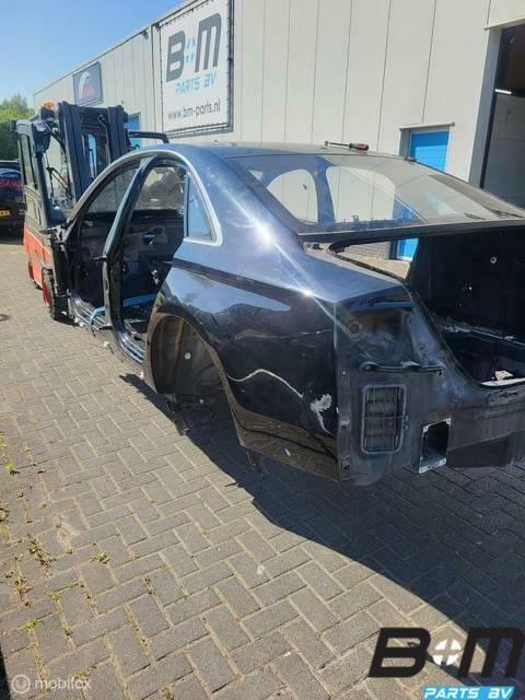 Complete zijkant links Audi A8 4H, Auto-onderdelen, Carrosserie, Gebruikt