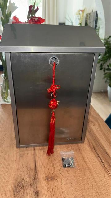 Boîte aux lettres Legrand inoxydable beschikbaar voor biedingen