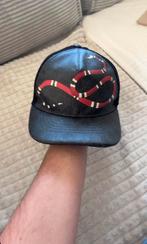 Casquette Gucci serpent noir 2022/23 état magasin, Vêtements | Hommes, Chapeaux & Casquettes, Enlèvement ou Envoi, Neuf, 58 ou 59 cm (L, 7¼ ou ⅜ pouces)