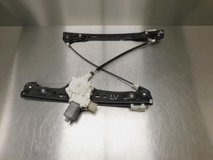 Ruitmechaniek 4Deurs links-voor van een BMW 3-Serie, Auto-onderdelen, Ruiten en Toebehoren, BMW, Gebruikt, 3 maanden garantie