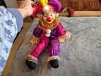 Clown pop porselein op schommel goede staat, Verzamelen, Ophalen of Verzenden, Pop