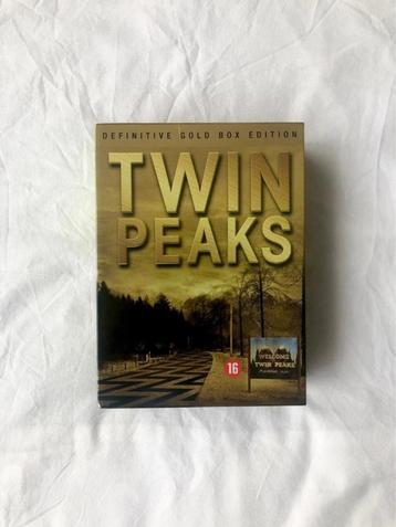 Twin Peaks: Definitive Gold Box Edition (Season 1-2) (DVD)