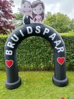Opblaasboog Bruidspaar 3,5 mtr via skytubes shop, Hobby en Vrije tijd, Ophalen of Verzenden, Nieuw, Feestartikel