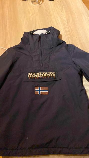 Napapijri winterjas beschikbaar voor biedingen