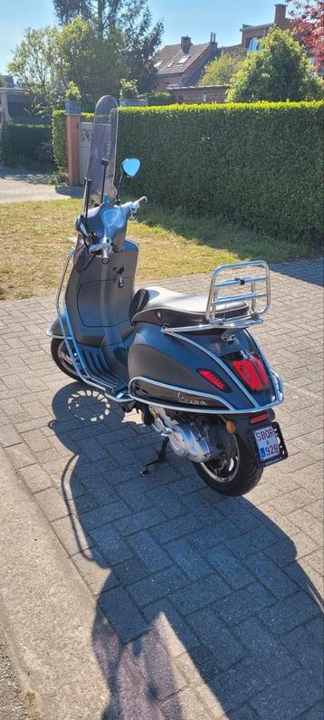 Vespa Sprint 50cc, Fietsen en Brommers, Scooters | Vespa, Ophalen, Zo goed als nieuw