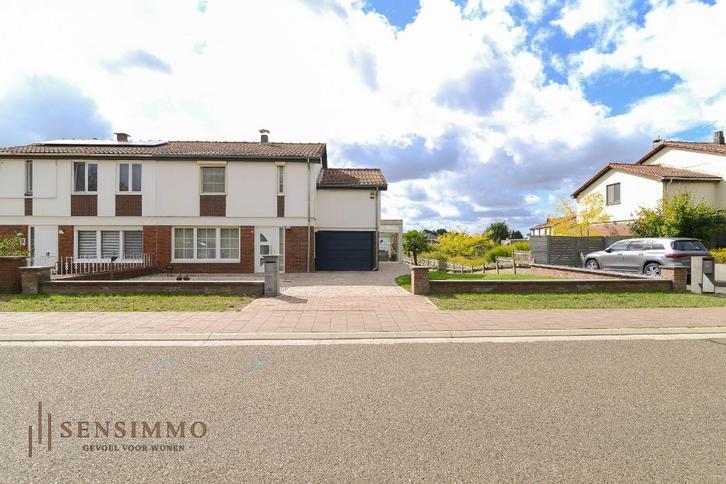 Charmante woning, Immo, Huizen en Appartementen te koop, Genk, 1000 tot 1500 m², Hoekwoning, D
