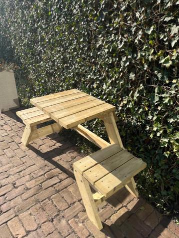 Nieuwe Picknicktafels (voor balkon) - Nieuw en Compact beschikbaar voor biedingen