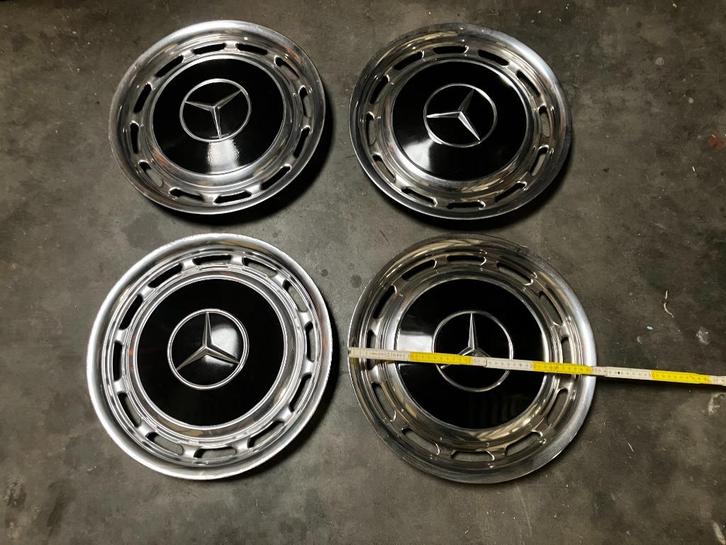 MERCEDES W123 WIELDOPPEN 15", Auto diversen, Wieldoppen, Ophalen