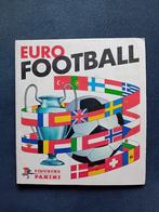 panini stickerboek EURO Football 76/77, Hobby & Loisirs créatifs, Autocollants & Images, Comme neuf, Image, Enlèvement ou Envoi