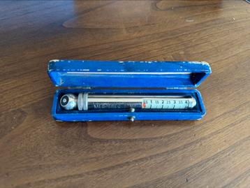 Mercedes Benz bandenspanningsmeter oldtimer in koffer
