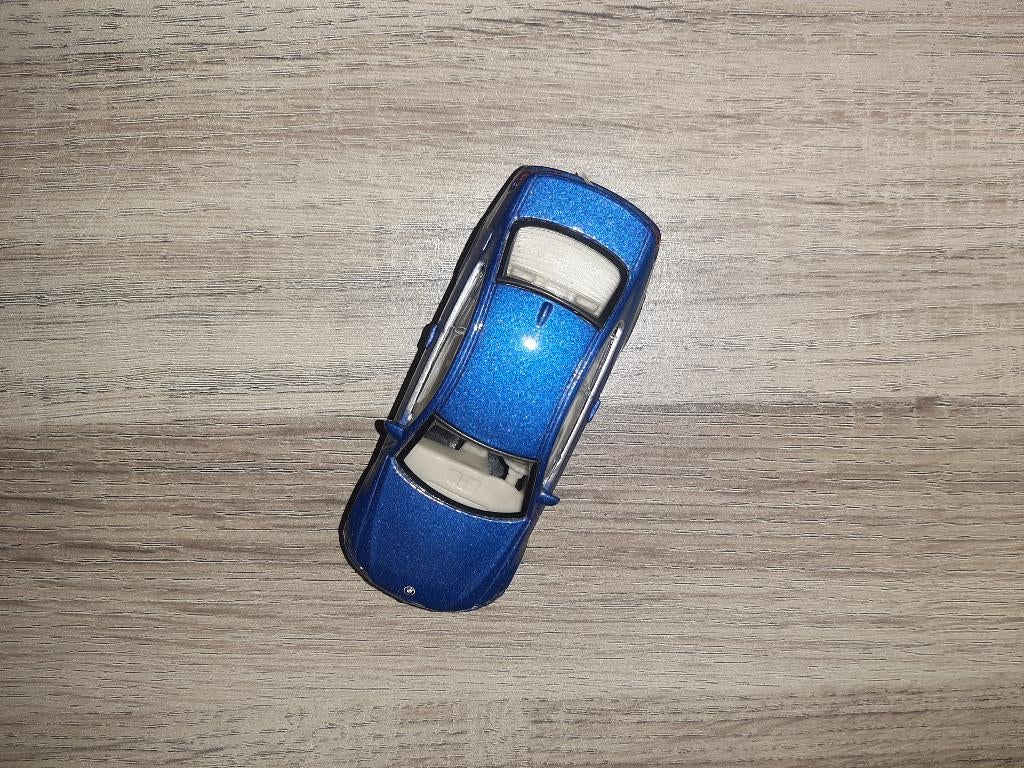 Burago 1/43 BMW 335i Nr.11522 (nearly mint) 2, Ophalen of Verzenden, Zo goed als nieuw, Auto