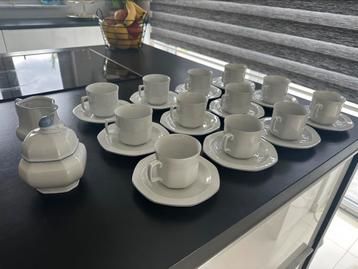 SELTMANN - Magnifique service en porcelaine fine beschikbaar voor biedingen