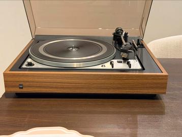 DUAL 1226 turntable beschikbaar voor biedingen