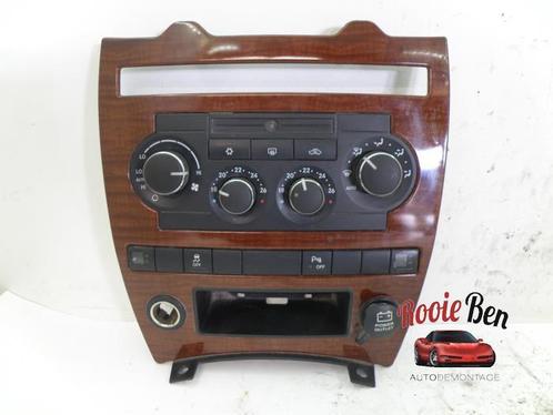 Panneau de commandes chauffage d'un Jeep Grand Cherokee, Autos : Pièces & Accessoires, Tableau de bord & Interrupteurs, Jeep, Utilisé