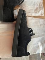 Louboutin Louis Junior Spikes neuves 44,5 / facture et boite, Enlèvement, Neuf, Chaussures