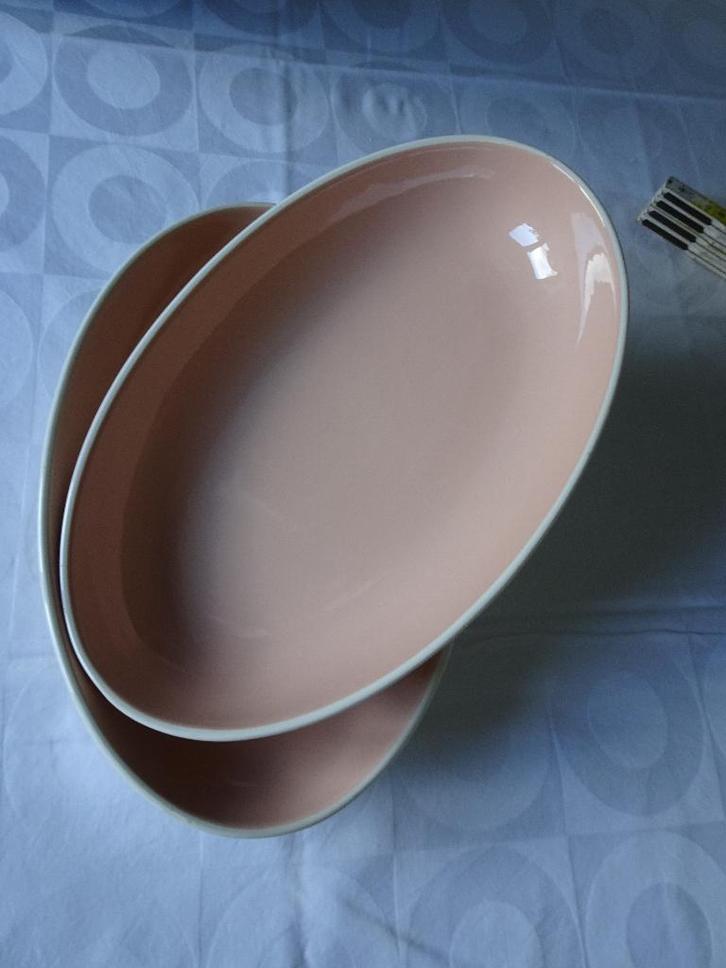 2 plats ovales Villeroy Boch Santos, Antiquités & Art, Antiquités | Services (vaisselle) pièces, Enlèvement ou Envoi