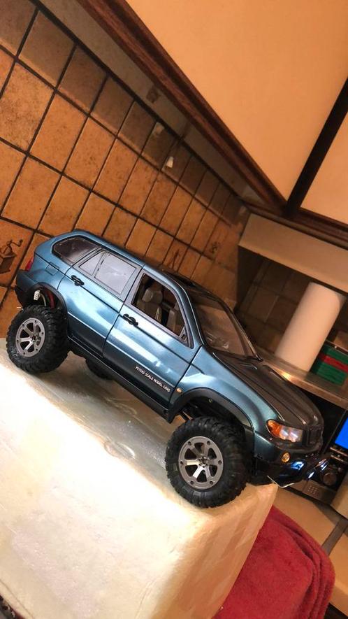 RC CRAWLER BMW X5 V8 CUSTOM 1/12, Hobby en Vrije tijd, Modelbouw | Radiografisch | Auto's, Gebruikt, Auto offroad, Elektro, Overige schalen