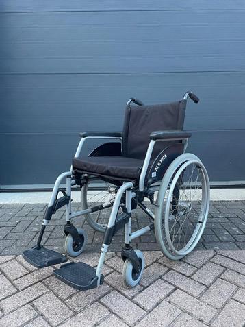 Meyra opvouwbare rolstoel nieuwstaat zeer licht  beschikbaar voor biedingen