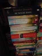 Verschillende boeken Romans van verschillende schrijvers te, Ophalen, Zo goed als nieuw, Nora Roberts, België