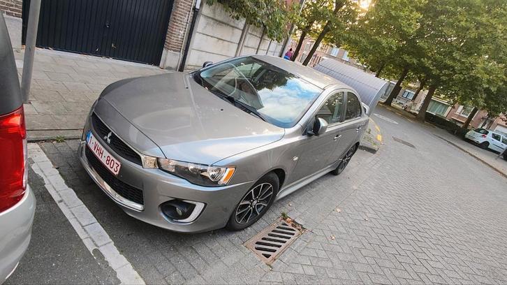 Mitsubishi Lancer 2017 90.000km.Recent groot onderhoud!, Auto's, Mitsubishi, Particulier, Lancer, Ophalen