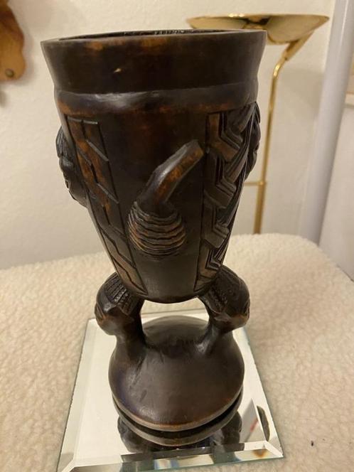Vintage Afrikaanse Kuba Cup Kelk van de koningen, Antiek en Kunst, Kunst | Niet-Westerse kunst, Ophalen of Verzenden